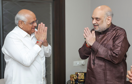भूपेंद्र पटेल के जन्मदिन पर राजनाथ बोले- 'वे गुजरात को दे रहे विकास की नई गति', अमित शाह ने भी दी शुभकामनाएं