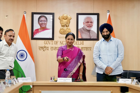 दिल्ली की मुख्यमंत्री ने कारोबार संबंधी स्वीकृतियों के लिए नया पोर्टल लॉन्च किया