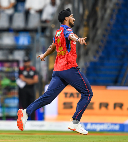आईपीएल 2026: अर्शदीप के नाम जुड़ी बड़ी उपलब्धि, पीबीकेएस के लिए 100 विकेट लेने वाले बने पहले गेंदबाज