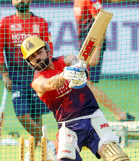 आईपीएल 2026: विराट कोहली इस पाकिस्तानी दिग्गज को छोड़ देंगे पीछे, सिर्फ 29 रन की जरूरत