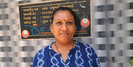 सूरत: ‘पहले टपकती थी छत, अब मिला पक्का घर’, पीएम आवास योजना से लाभार्थी खुश