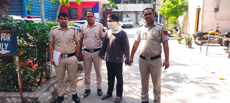 दिल्ली : चाकूबाजी की घटना में एक शख्स की मौत, आरोपी गिरफ्तार