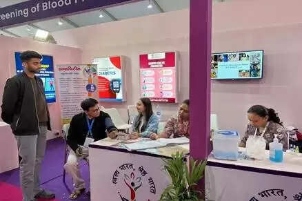 वाइब्रेंट गुजरात रीजनल एग्जीबिशन 2026 में हेल्थ पवेलियन का समापन, देश-विदेश के लोगों ने लिया भाग