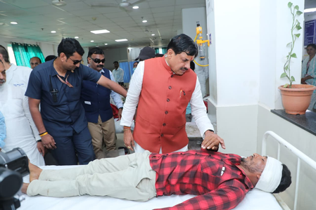 छिंदवाड़ा हादसा पीड़ितों से मिले सीएम मोहन यादव, हर संभव मदद का दिया आश्वासन