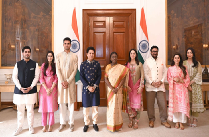 सचिन तेंदुलकर ने राष्ट्रपति द्रौपदी मुर्मू से की मुलाकात, बेटे अर्जुन की शादी में आने का दिया न्यौता