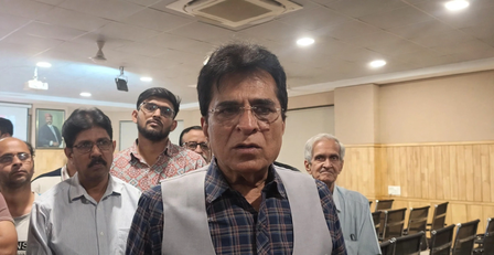 किरीट सोमैया का कांग्रेस को चुनौती, पूछा-कितने बांग्लादेशी वोटर कटे, लिस्ट दिखाओ