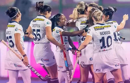 विमेंस एचआईएल: ऋतुजा-साक्षी ने दागे गोल, रांची रॉयल्स ने सूरमा हॉकी क्लब को 2-0 से हराया