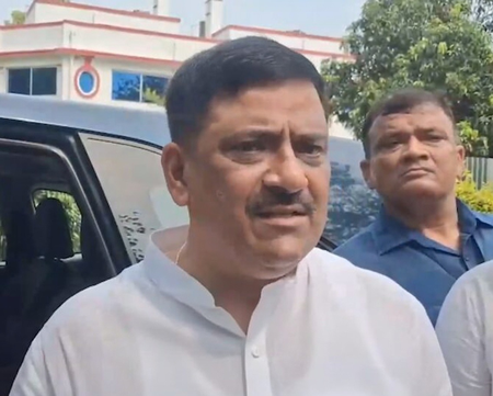 राम मंदिर सभी लोगों की आस्था का केंद्र, दोषियों पर जांच के बाद होगी कार्रवाई: संजय झा