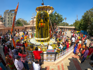 'श्रावण का प्रथम सोमवार लाता है आत्मशुद्धि और सकारात्मक ऊर्जा का संदेश', ओम बिरला समेत कई नेताओं ने दी शुभकामनाएं