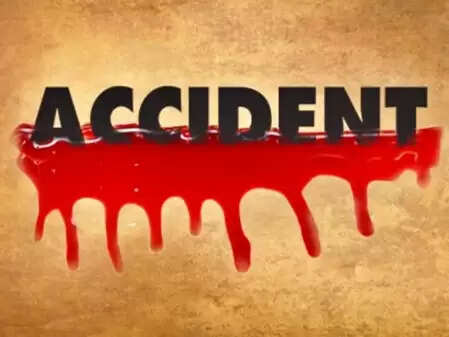 आंध्र प्रदेश : सड़क हादसे में चार युवकों की मौत, तेज रफ्तार कार बनी वजह