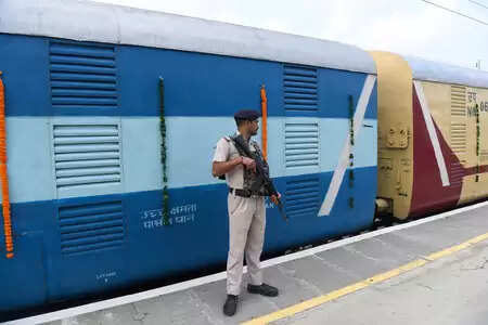 जम्मू और श्रीनगर के बीच सीधी ट्रेन 30 अप्रैल से होगी शुरू