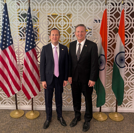 भारत-अमेरिका व्यापार वार्ता में प्रमुख मुद्दों पर बढ़े आगे, गोर ने चार्ल्स हार्डर से की मुलाकात