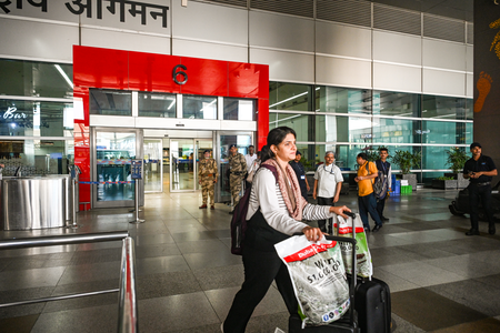 मध्य पूर्व के कुछ देशों से भारतीय एयरलाइंस ने फिर शुरू की सीमित उड़ान सेवाएं