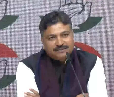 एसआईआर पर टीकाराम जूली ने भाजपा को घेरा, बोले-राजस्थान में हो रहा कांग्रेस वोटर रिमूवल