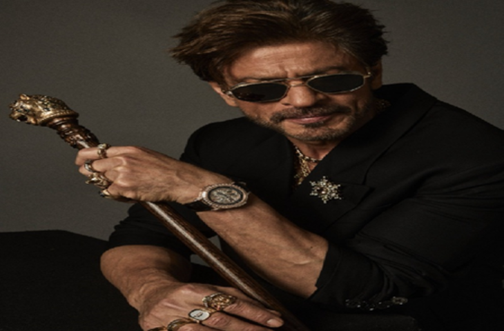 '40 के लगते हैं शाहरुख', अक्षय कुमार और शशि थरूर ने की तारीफ, जानें फिट रहने के लिए कितनी मेहनत करते हैं 'किंग खान'