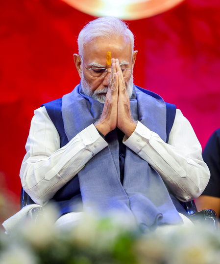 महर्षि वाल्मीकि की जयंती पर पीएम मोदी ने कहा- 'उनके सद्विचार भारतीय संस्कृति और विरासत के मूल तत्व'