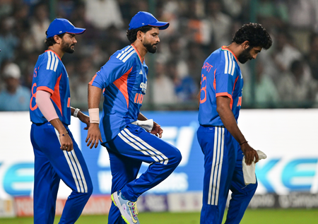 जापान के खिलाफ टी20 मैच में एशियन गेम्स किट नहीं, बीसीसीआई की आधिकारिक जर्सी पहनेगी टीम इंडिया: सूत्र