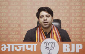 हमारे देश में एक गैंग है, जो जानबूझकर भारत की विदेश नीति पर राजनीति करता है : शहजाद पूनावाला