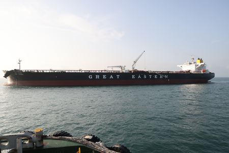 यूएई से भारत आया ऑयल टैंकर 'जग लाडकी', मुंद्रा पोर्ट पर किया डॉक