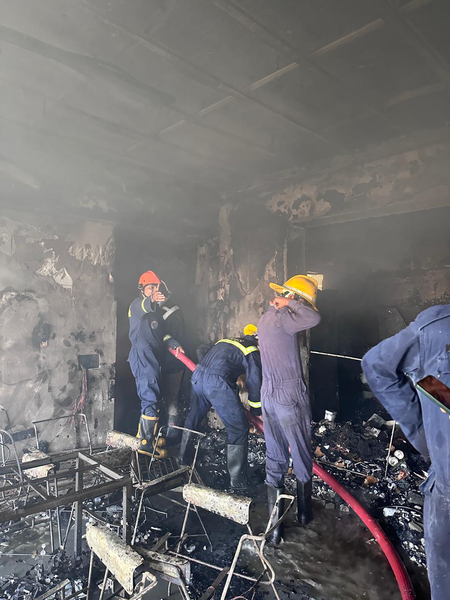 गुजरात: अहमदाबाद की एक ऊंची इमारत में लगी आग, 50 लोगों को बचाया गया