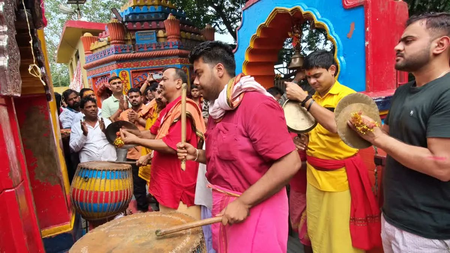 रजरप्पा स्थित छिन्नमस्ता धाम में नवरात्र के पहले ही दिन उमड़ी भक्तों की भीड़, देश-विदेश से पहुंचे साधक-उपासक