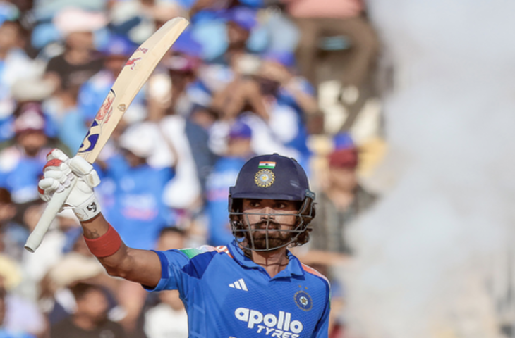 दूसरा वनडे: केएल राहुल ने लगाया 8वां शतक, न्यूजीलैंड को जीत के लिए 285 रन का टारगेट