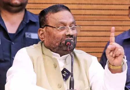 'આઈ લવ મુહમ્મદ' અને 'આઈ લવ મહાકાલ' વિવાદની જરૂર નથી: સ્વામી પ્રસાદ મૌર્ય