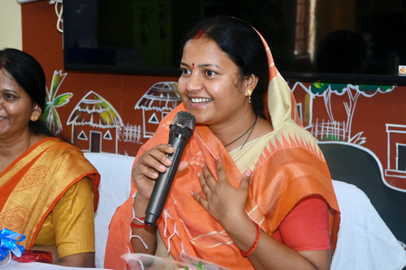 छत्तीसगढ़: बीजापुर में महिला एवं बाल विकास योजनाओं की समीक्षा, मंत्री लक्ष्मी राजवाड़े ने दिए सख्त निर्देश