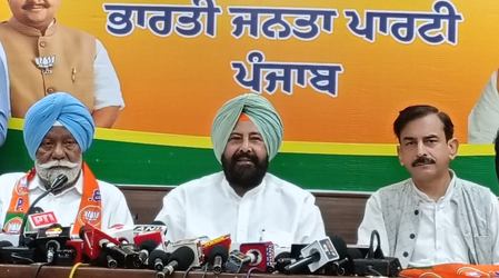 संसद में बहस से बच रही कांग्रेस, कर रही राजनीतिक ड्रामा : केवल सिंह ढिल्लों