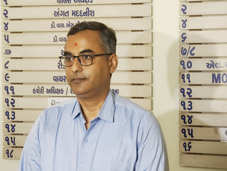 व्हाट्सएप पर बॉस बनकर ठगे तीन करोड़ रुपए, पुलिस ने 5 घंटे में 2.94 करोड़ किए फ्रीज