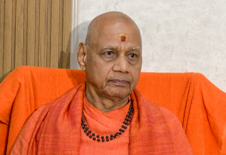 चंपत राय-अनिल मिश्रा का इस्तीफा मंजूर, कृष्ण मोहन नए महासचिव, गोविंद देव गिरी बोले-हमें बांटने की कोशिश