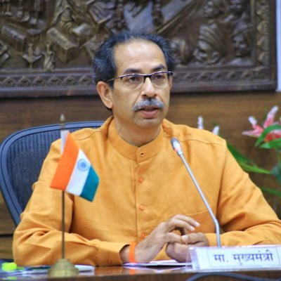 शिवसेना (यूबीटी) ने महाराष्ट्र की कानून-व्यवस्था पर उठाए सवाल, कहा-सरकारी मशीनरी का 'सायरन' खामोश