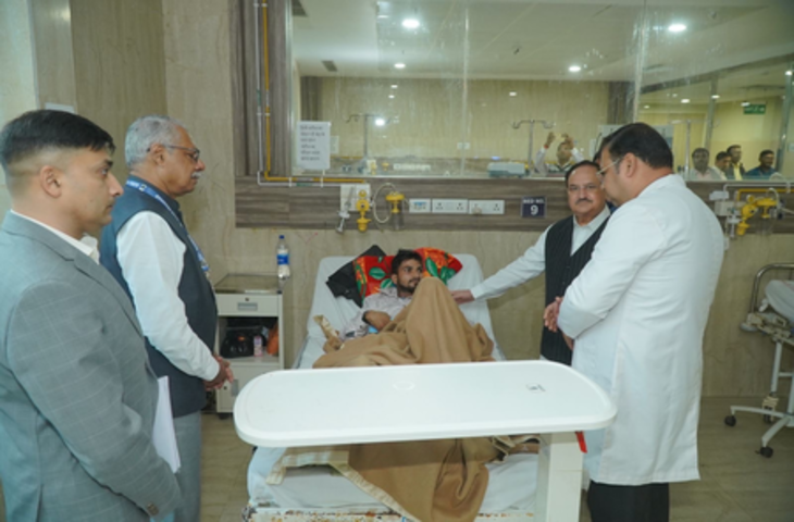 केंद्रीय स्वास्थ्य मंत्री जेपी नड्डा ने देवघर एम्स का किया दौरा, इमरजेंसी ओटी का किया निरीक्षण