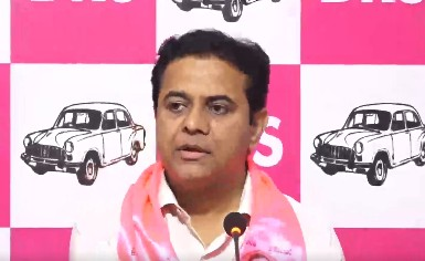 तेलंगाना: केटीआर ने नगर निगम चुनाव के दौरान कांग्रेस पर 'गुंडागर्दी' का आरोप लगाया