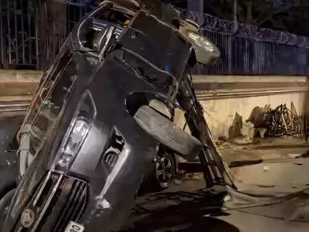 अक्षय कुमार का कार एक्सीडेंट चर्चा में, जानिए किन-किन सेलेब्स का सड़क हादसा बन चुका है सुर्खियां