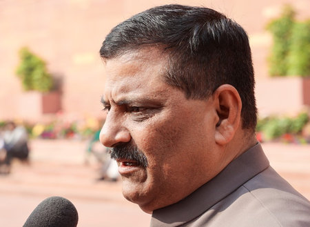 खाड़ी देशों में फंसे लोगों की वापसी को जदयू सांसद ने विदेश मंत्री से की बात