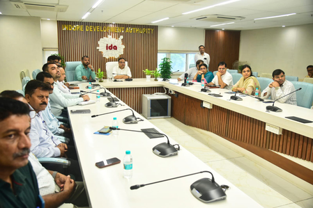इंदौर पुलिस कमिश्नर की जनसुनवाई में आए 89 आवेदन