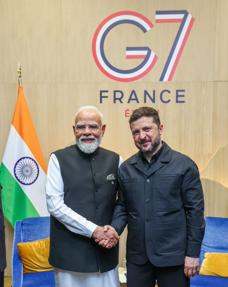 जी-7 सम‍िट: प्रधानमंत्री मोदी और जेलेंस्की की मुलाकात, भारत-यूक्रेन सहयोग बढ़ाने पर बनी सहमति