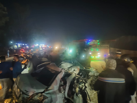 राजस्थान के दौसा में कार-ट्रेलर की टक्कर में 5 लोगों की मौत, एक युवक घायल