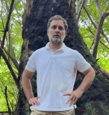 राहुल गांधी ने किया ग्रेट निकोबार द्वीप का दौरा, केंद्र की परियोजना पर बोले- 'ये विकास नहीं, विनाश है'