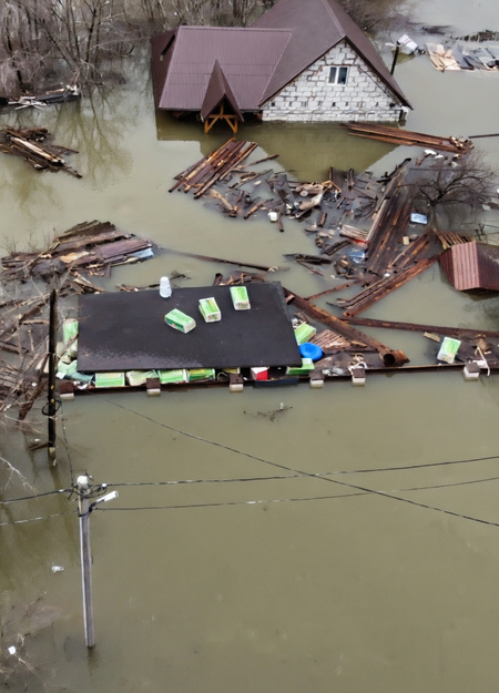 रूस: दागेस्तान की राजधानी में बाढ़ से तबाही, लगा आपातकाल