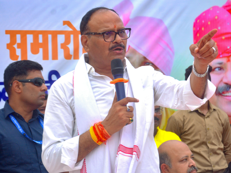 ब्रजेश पाठक ने अखिलेश यादव से मांगा जवाब, जेपीएनआईसी की लागत 17 से 850 करोड़ कैसे पहुंची?