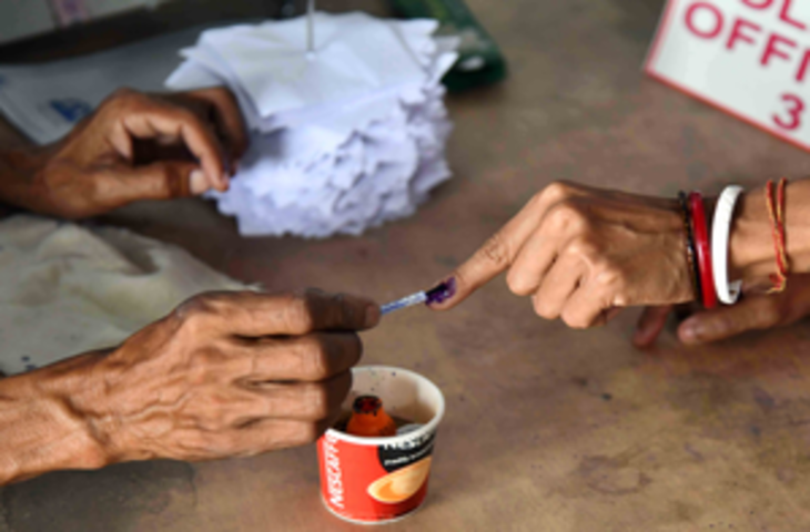 बिहार में चौथे चरण का चुनावी शोर थमा, पांच सीटों पर 55 प्रत्याशियों की किस्मत का होगा फैसला