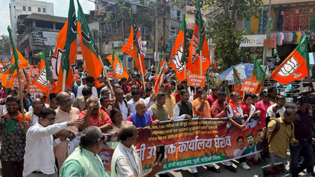झारखंड में भर्ती परीक्षाओं में गड़बड़ी और छात्रों पर केस दर्ज होने के खिलाफ भाजपा का आंदोलन