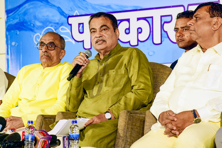 जल संरक्षण एक जन आंदोलन होना चाहिए: नितिन गडकरी