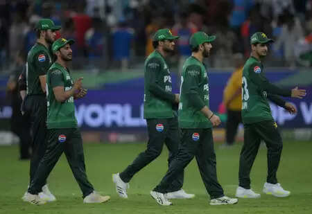 एशिया कप : सुपर-4 में खाता खोलने उतरेंगी पाकिस्तान-श्रीलंका की टीमें