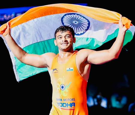 पहलवानी के माहौल में पले-बढ़े दीपक पूनिया, जिन्होंने छोटी-सी उम्र में सभी को चौंकाया
