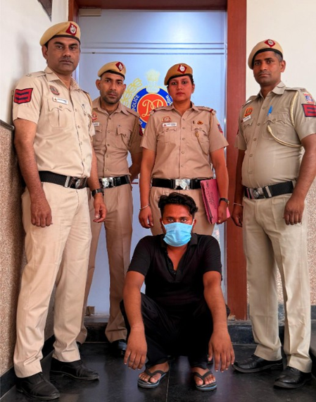 एपीके-आधारित बैंक धोखाधड़ी मामले में पुलिस ने आरोपी को दबोचा, एक और मामले में शातिर चोर गिरफ्तार