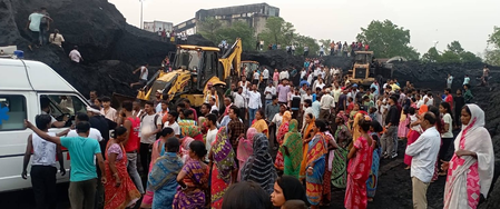 धनबाद की कोलियरी में स्लरी लोडिंग के दौरान मलबा धंसा, चार मजदूरों की मौत