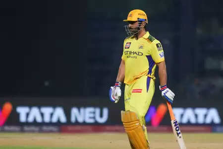 आईपीएल 2026: धोनी समेत चेन्नई सुपर किंग्स के खिलाड़ियों ने शुरू की ट्रेनिंग